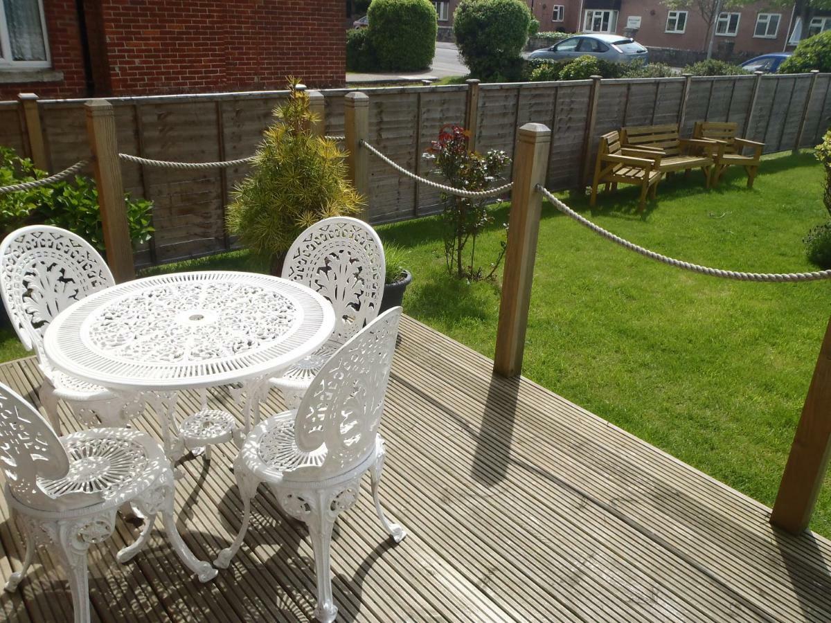 Gables Court Holiday Apartments Swanage Exterior photo